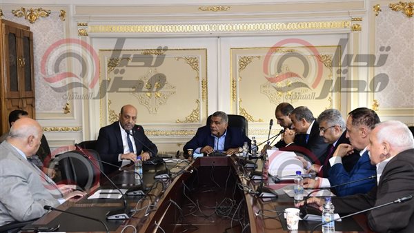 اجتماع لجنة الصناعة