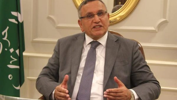  الدكتور عبد السند