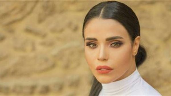 المطربة أمينة 