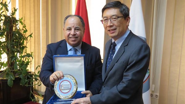 وزير المالية 