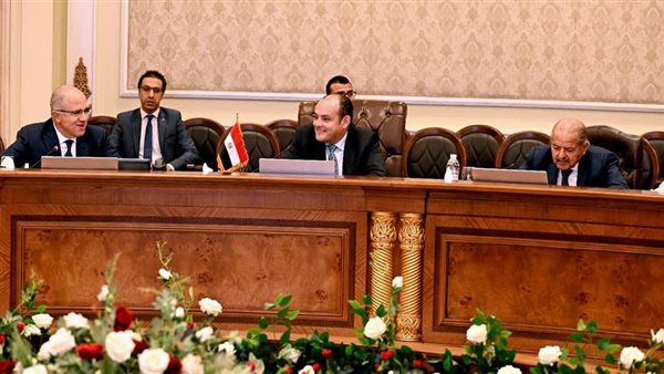 وزير الصناعة والتجارة