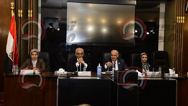 لجنة التعليم بمجلس