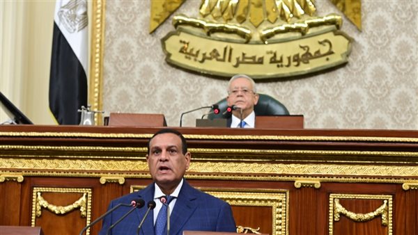 اللواء هشام آمنة