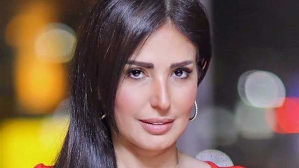 الفنانة أمل رزق