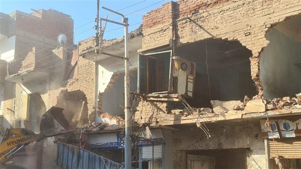 انهيار جزئي لعقار