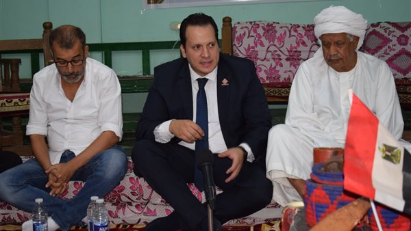 جانب من الجلسة النقاشية