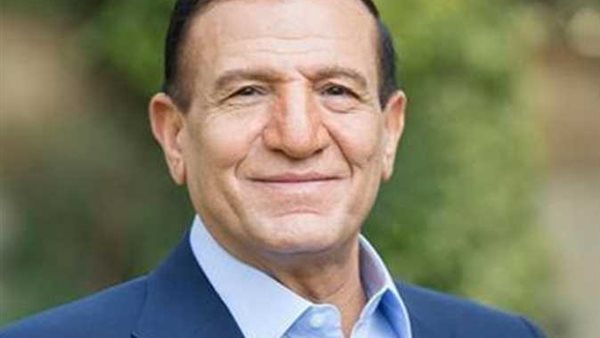 الفريق سامي عنان