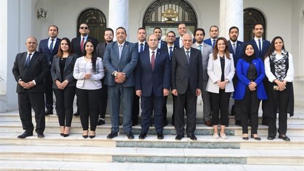 لقاء التنسيقية ومحافظ