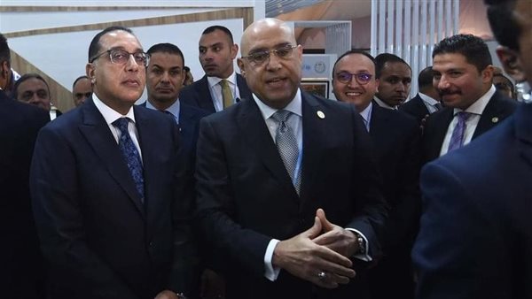 وزير الإسكان