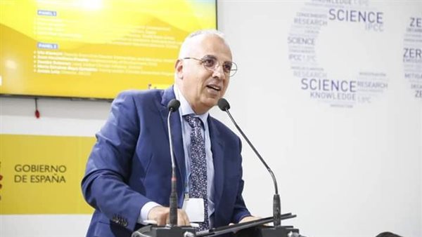 وزير الموارد المائية