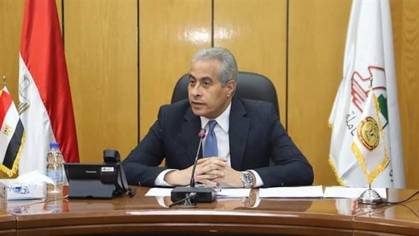 وزير القوى العاملة