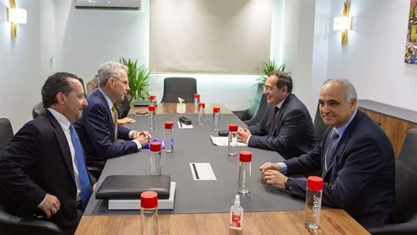 وزير البترول 