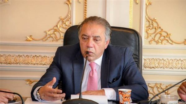 رئيس لجنة الشئون