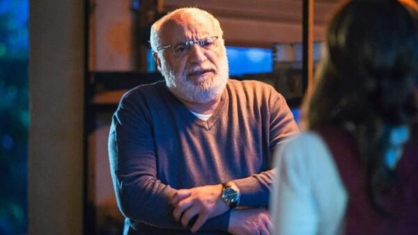 الفنان عزت زين