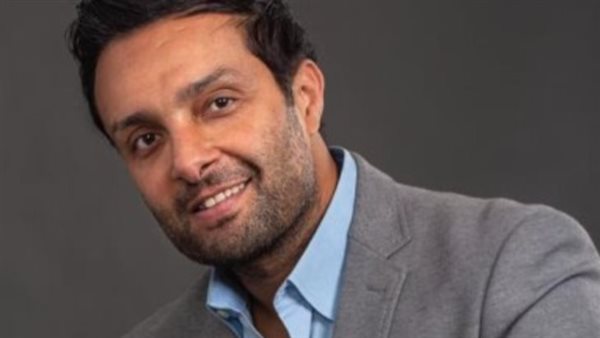 وائل عبد العزيز_