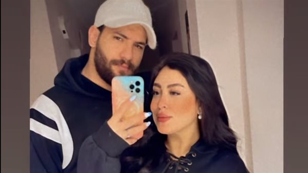 مسلم وزوجته 