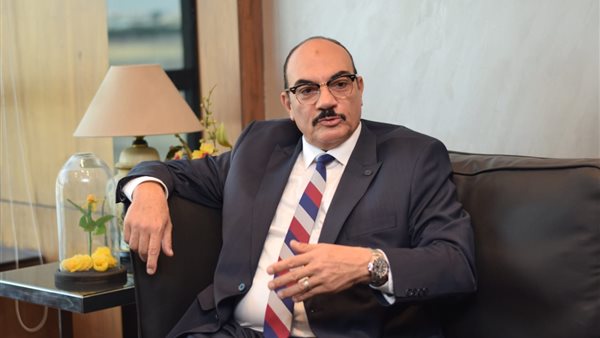 الدكتور  رضا فرحات