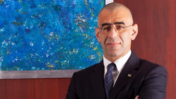 حسين أباظة -  الرئيس