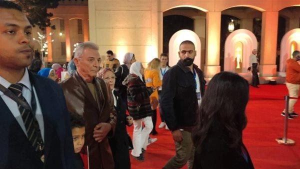 محمود حميدة وزوجته