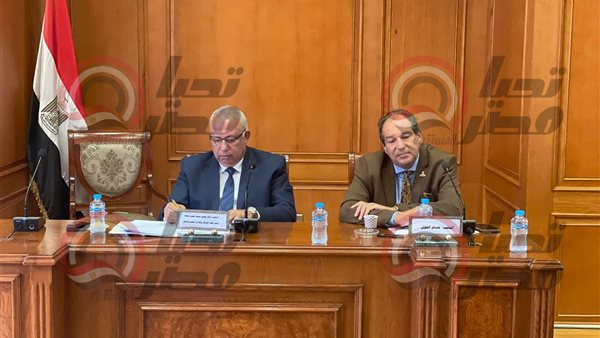 اجتماع لجنة الإسكان