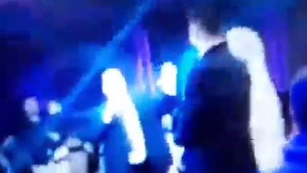 والد العروس