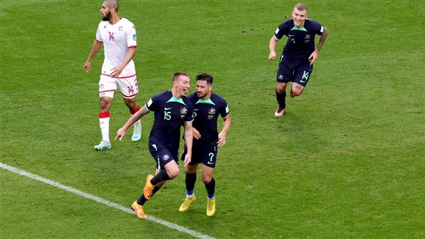 منتخب تونس يتأخر