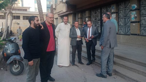 انهيار سور بمدرسة