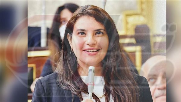 النائبة سحر البزار