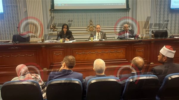  لجنة التعليم والبحث