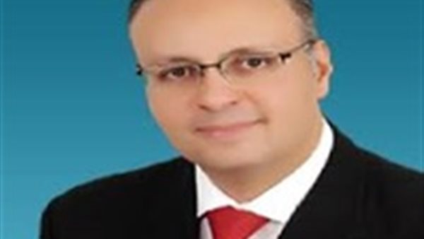 الدكتور أحمد جلال