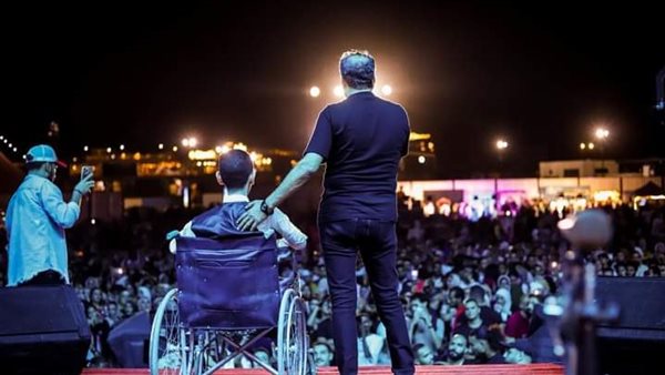 أحمد شيبة برفقة أحد