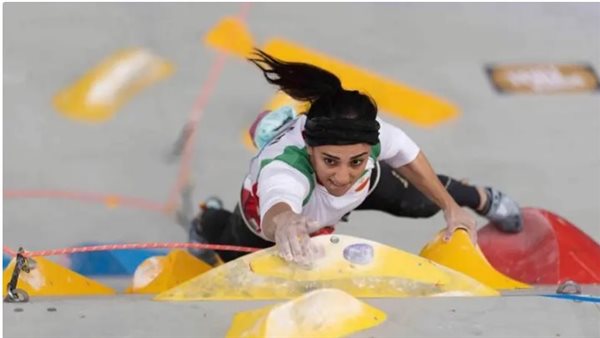 المتسلقة الإيرانية