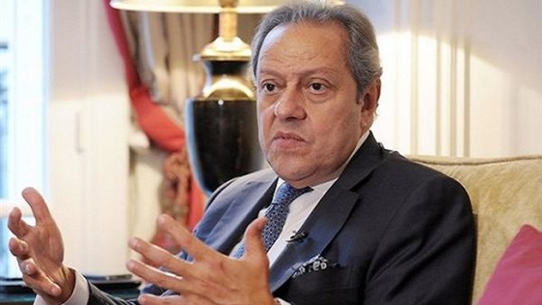  الدكتور منير فخري