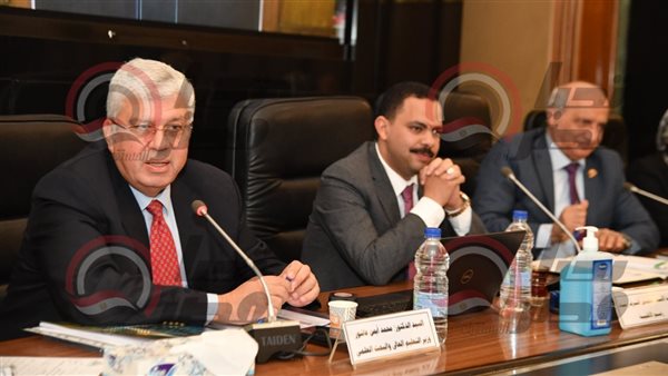 لجنة التعليم والبحث