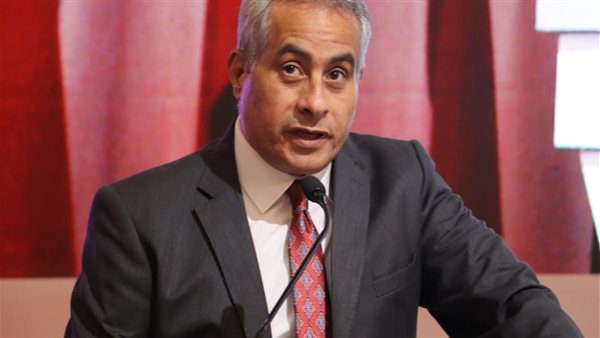 وزير القوى العاملة