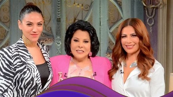 صبا مبارك وشقيقتها-