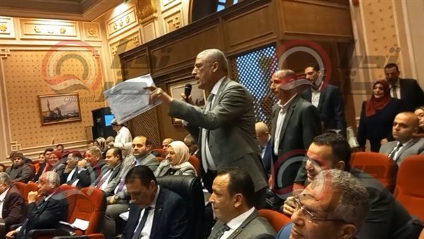 النائب محمد الحسيني