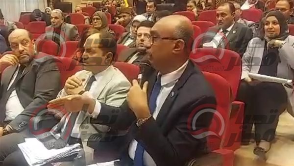 النائب إيهاب منصور