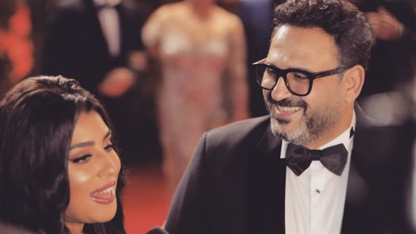 أكرم حسني وآيتن عامر