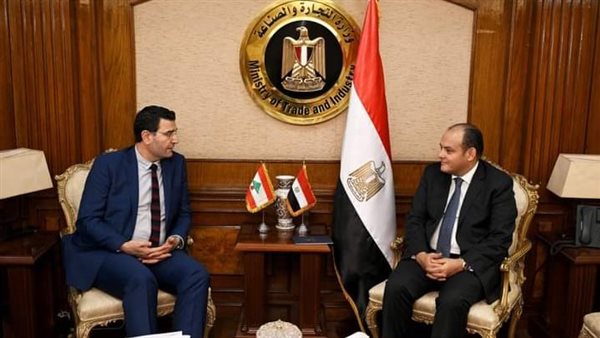 وزير الصناعة والتجارة