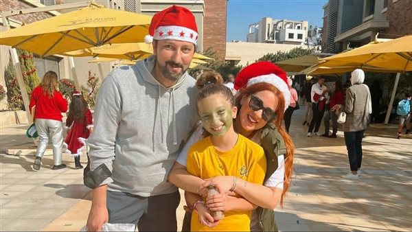 أسما شريف منير وطليقها