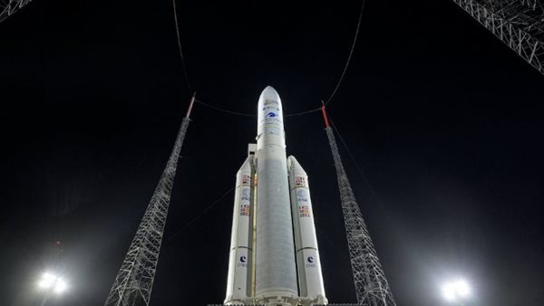 لحظة إطلاق صاروخ