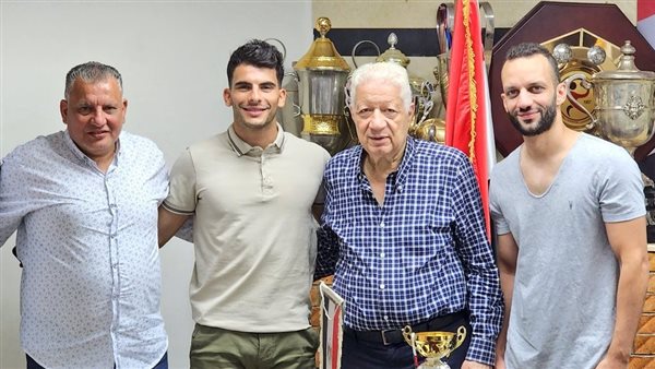 مرتضى منصور وأمير