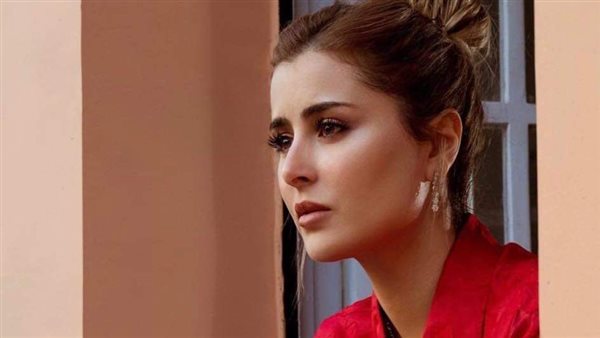 عائشة بن أحمد