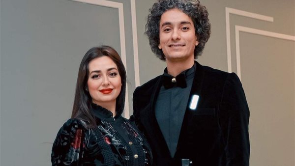 هبة مجدي وزوجها _