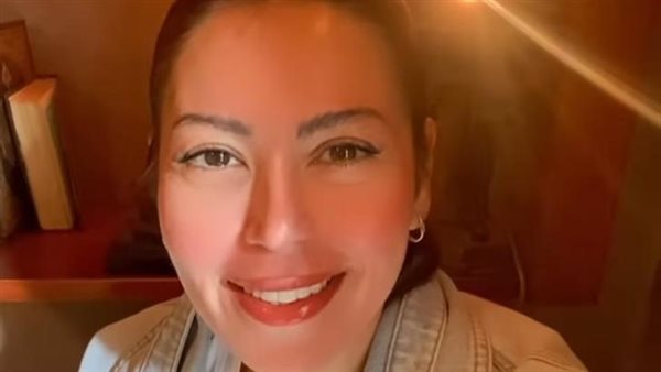 لقاء الخميسي 