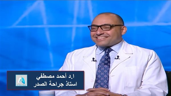 الدكتور أحمد مصطفى