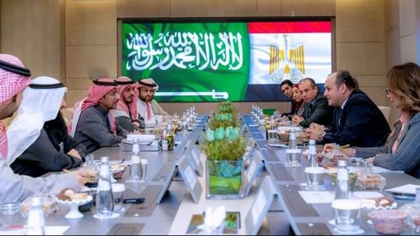 وزير الصناعة والتجارة