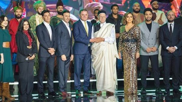 أحمد جمال ونجوم الفن