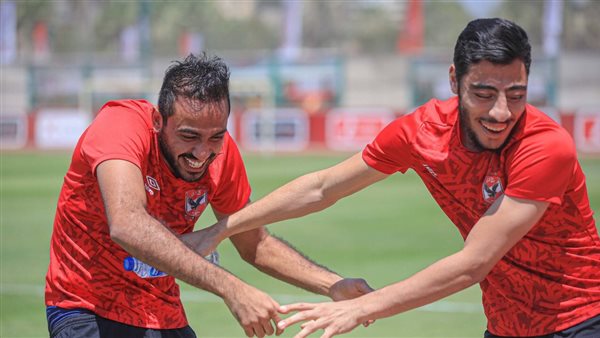 كهربا وأكرم توفيق